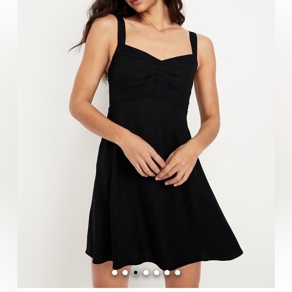 NWT OLD NAVY Black Sleeveless Mini Dress - Picture 3 of 9